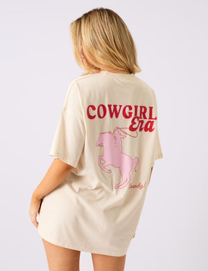 Kaiia Cowgirl Era Oversized T-Shirt Cream