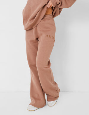 Kaiia Wide Leg Sweat Pants in Caramel