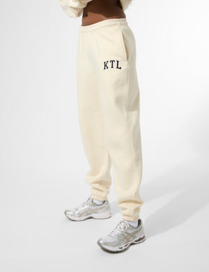 Kaiia KTL Logo Cuffed Joggers Buttercream