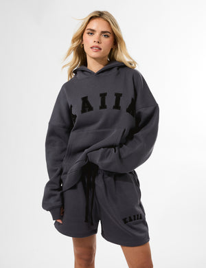 Kaiia Logo Relaxed Sweat Short Dark Grey