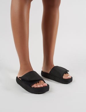 Revel Sliders in Black